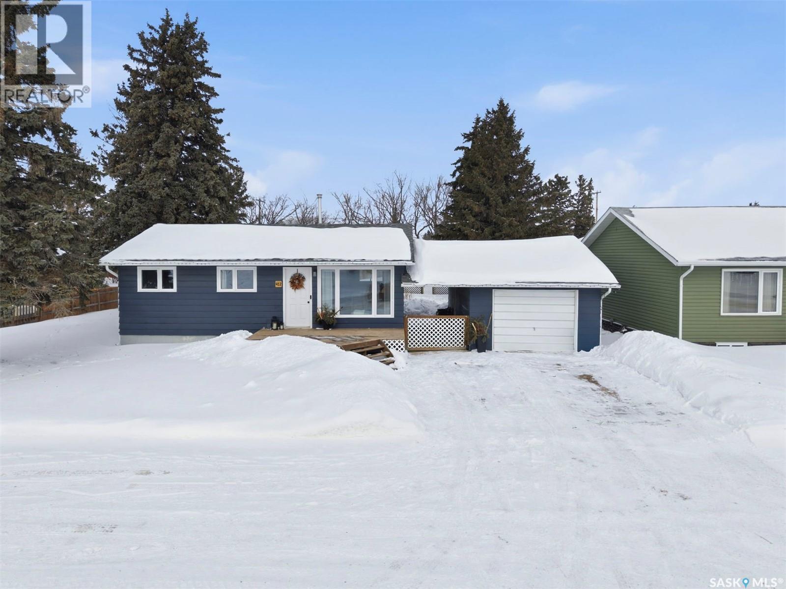 412 4th STREET S, wakaw, Saskatchewan