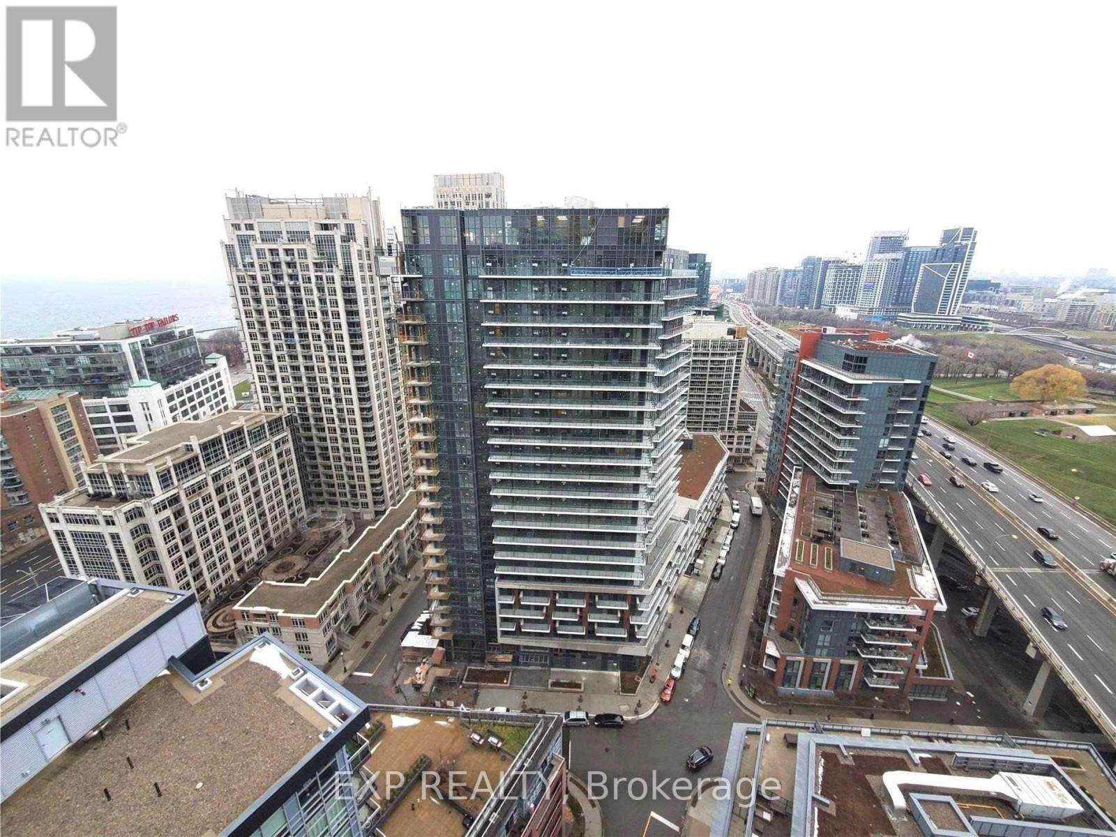 13 - 38 Iannuzzi Street, Toronto (Niagara), Ontario  M5V 0S2 - Photo 2 - C12858614