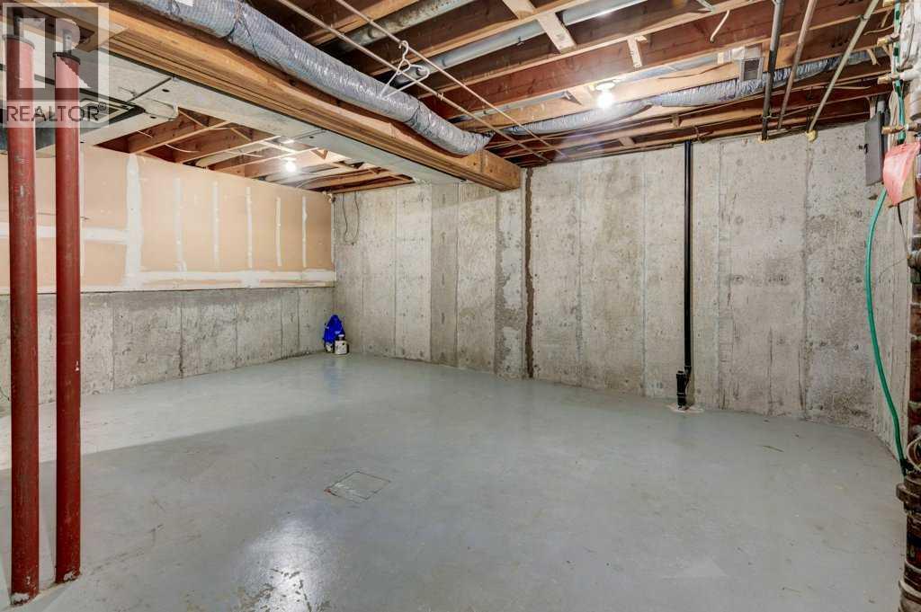 324 Brae Glen Road Sw, Calgary, Alberta  T2W 1B6 - Photo 31 - A2290619