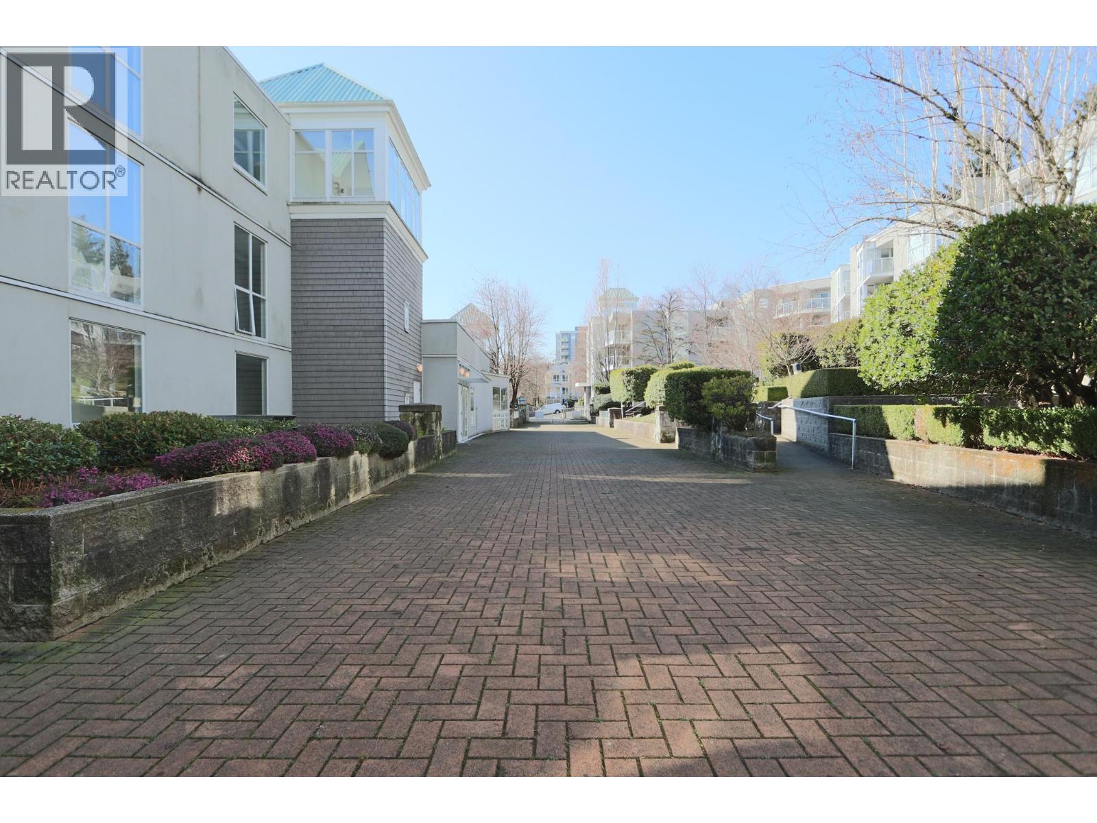 108 8450 Jellicoe Street, Vancouver, British Columbia  V5S 4S9 - Photo 4 - R3097238