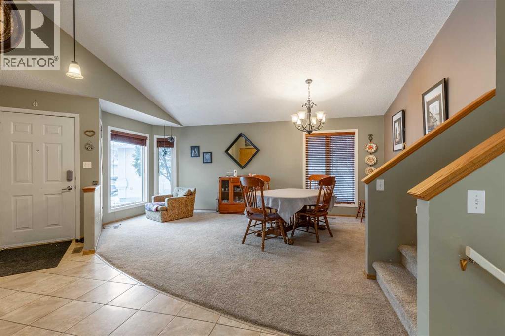 327 Heritage Crescent W, Lethbridge, Alberta  T1K 6V9 - Photo 7 - A2283658