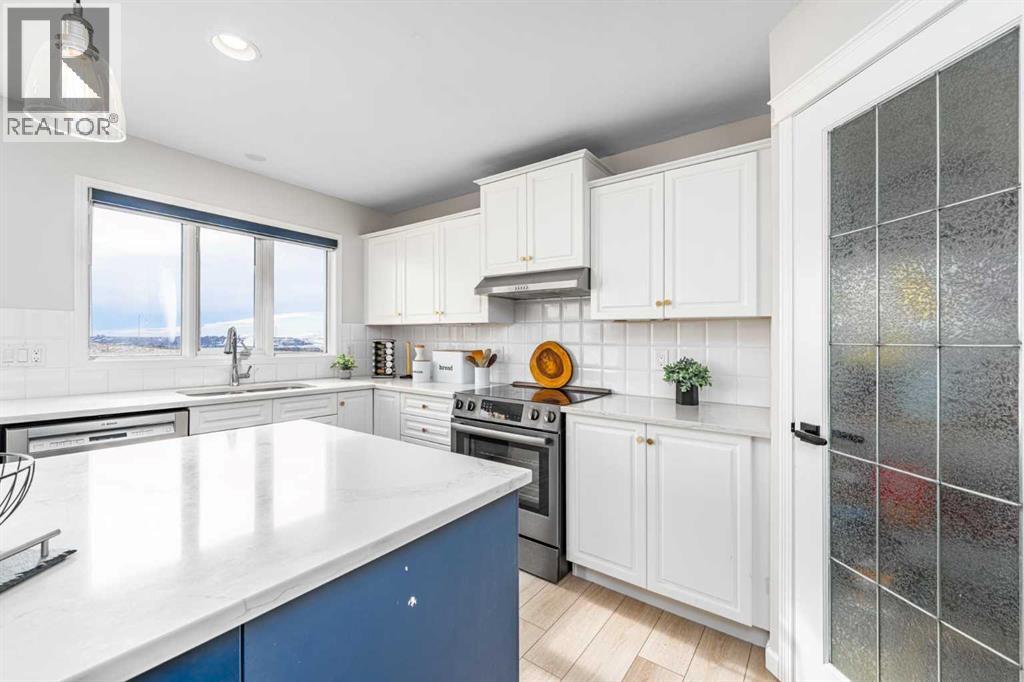 33 Royal Crest Terrace Nw, Calgary, Alberta  T3G 4M3 - Photo 14 - A2288830