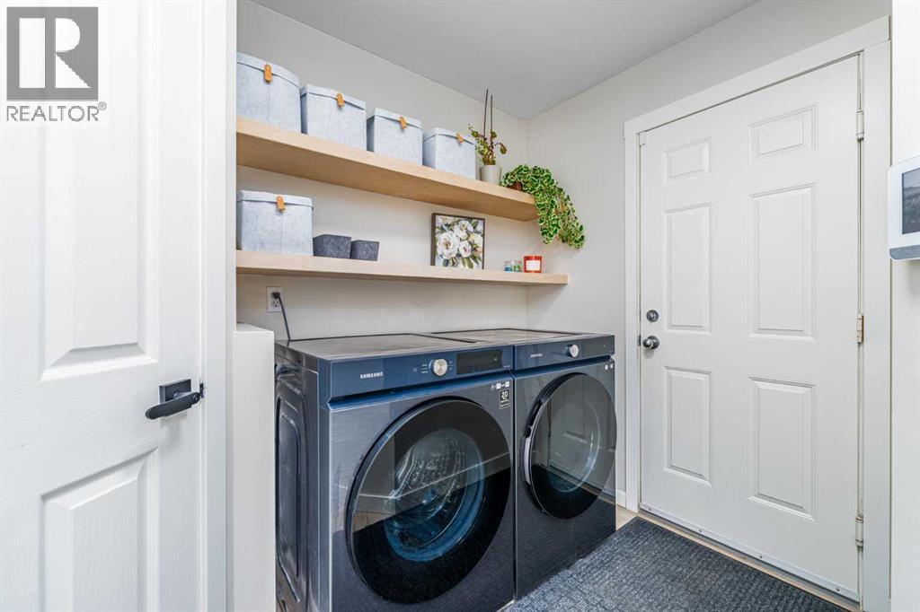 33 Royal Crest Terrace Nw, Calgary, Alberta  T3G 4M3 - Photo 21 - A2288830