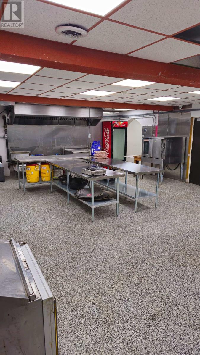 5993 Stanley Avenue, Niagara Falls, Ontario  L2G 3Y2 - Photo 14 - X12858656