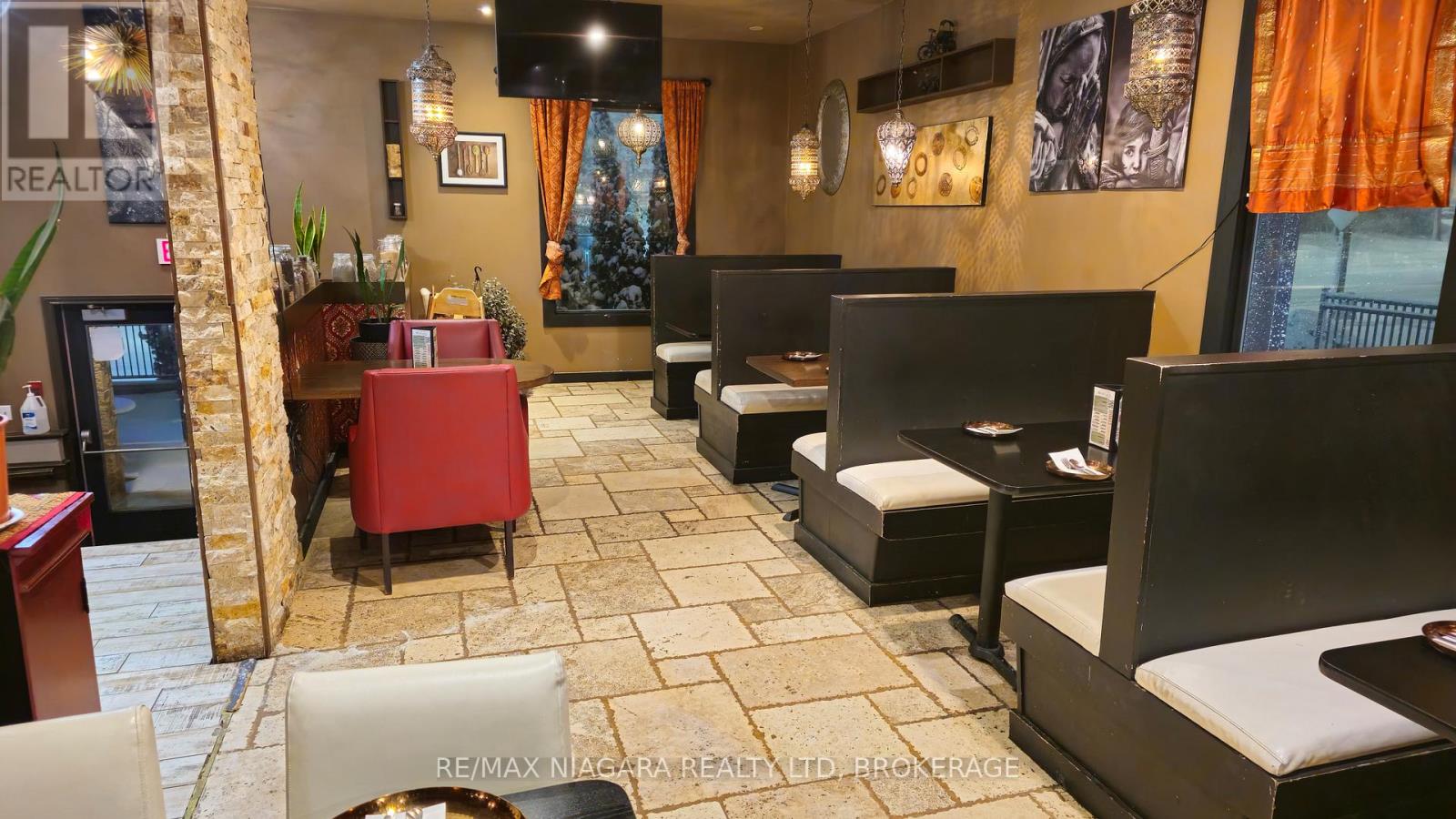 5993 Stanley Avenue, Niagara Falls, Ontario  L2G 3Y2 - Photo 5 - X12858656