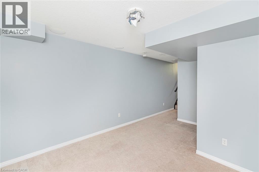 7 Sirente Drive Unit# 52, Hamilton, Ontario  L9A 0B4 - Photo 15 - 40808766