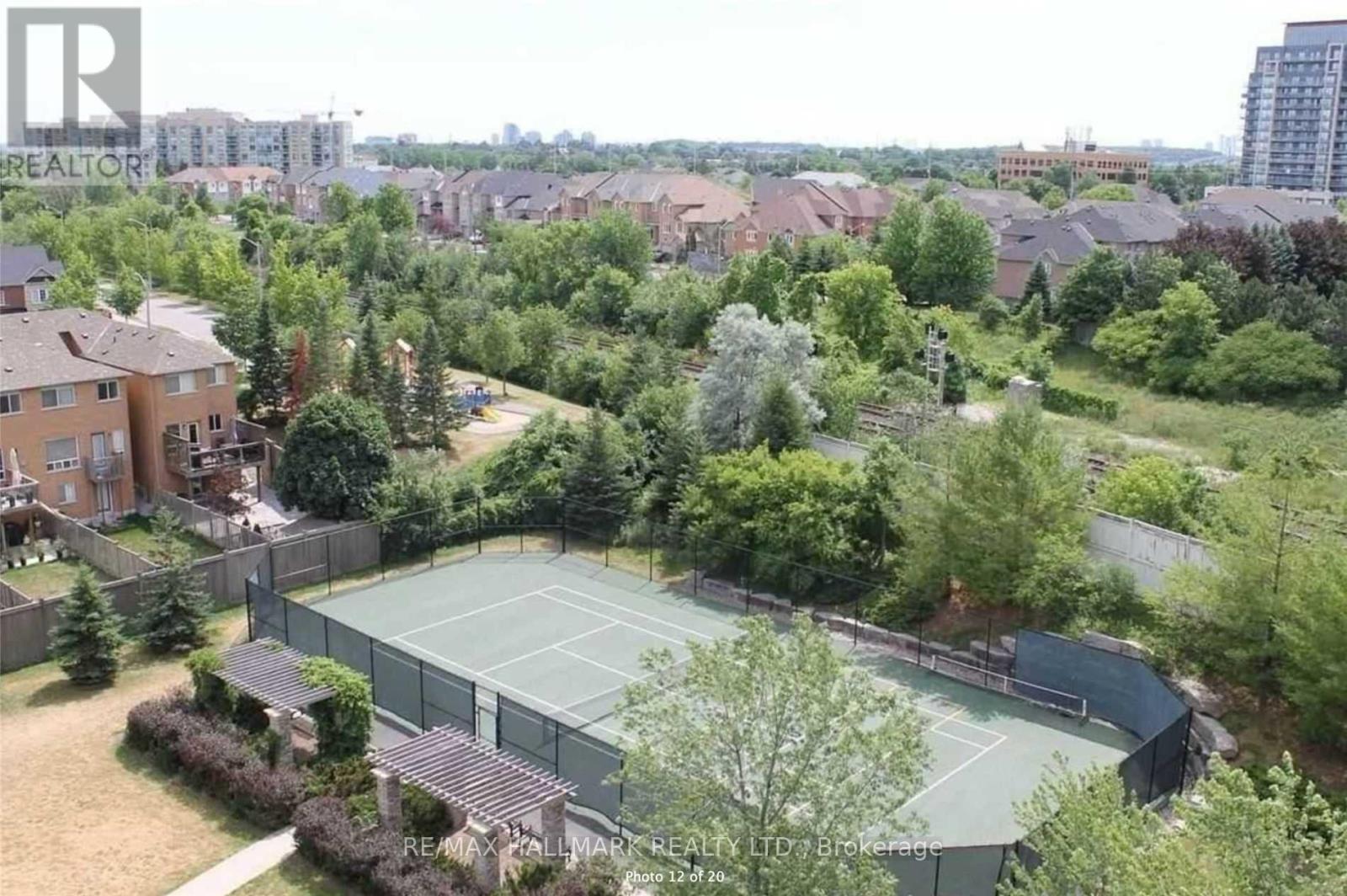 601 - 310 Red Maple Road, Richmond Hill, Ontario  L4C 0T7 - Photo 8 - N12858638