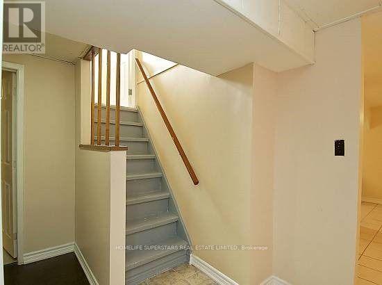 14 Dorward Drive, Toronto (Mount Olive-Silverstone-Jamestown), Ontario  M9V 2J5 - Photo 12 - W12858650