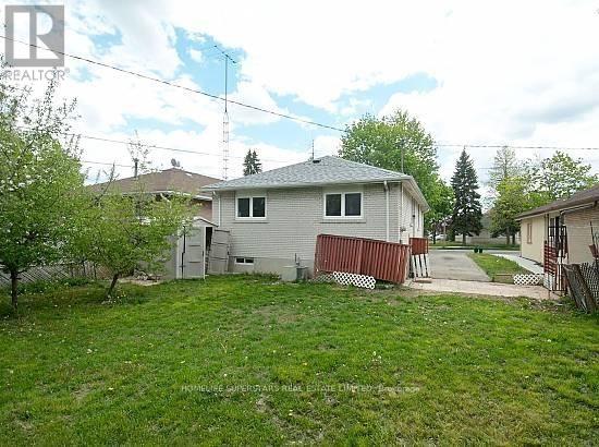 14 Dorward Drive, Toronto (Mount Olive-Silverstone-Jamestown), Ontario  M9V 2J5 - Photo 15 - W12858650