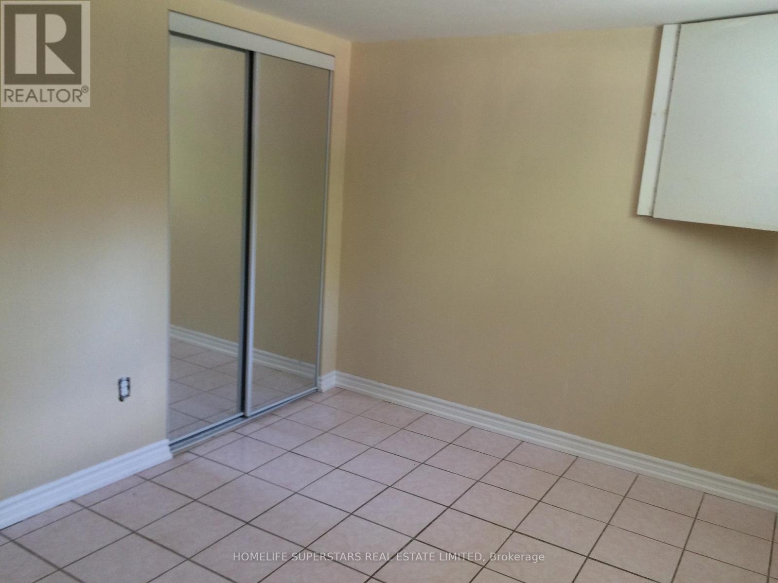 14 Dorward Drive, Toronto (Mount Olive-Silverstone-Jamestown), Ontario  M9V 2J5 - Photo 19 - W12858650