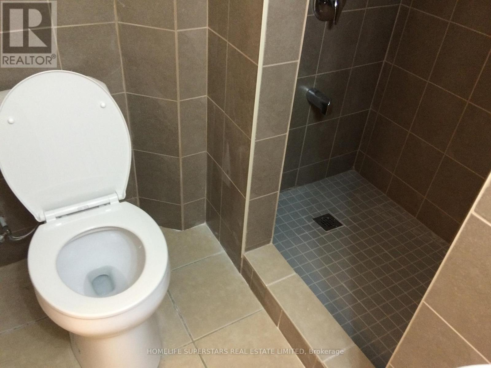 14 Dorward Drive, Toronto (Mount Olive-Silverstone-Jamestown), Ontario  M9V 2J5 - Photo 22 - W12858650