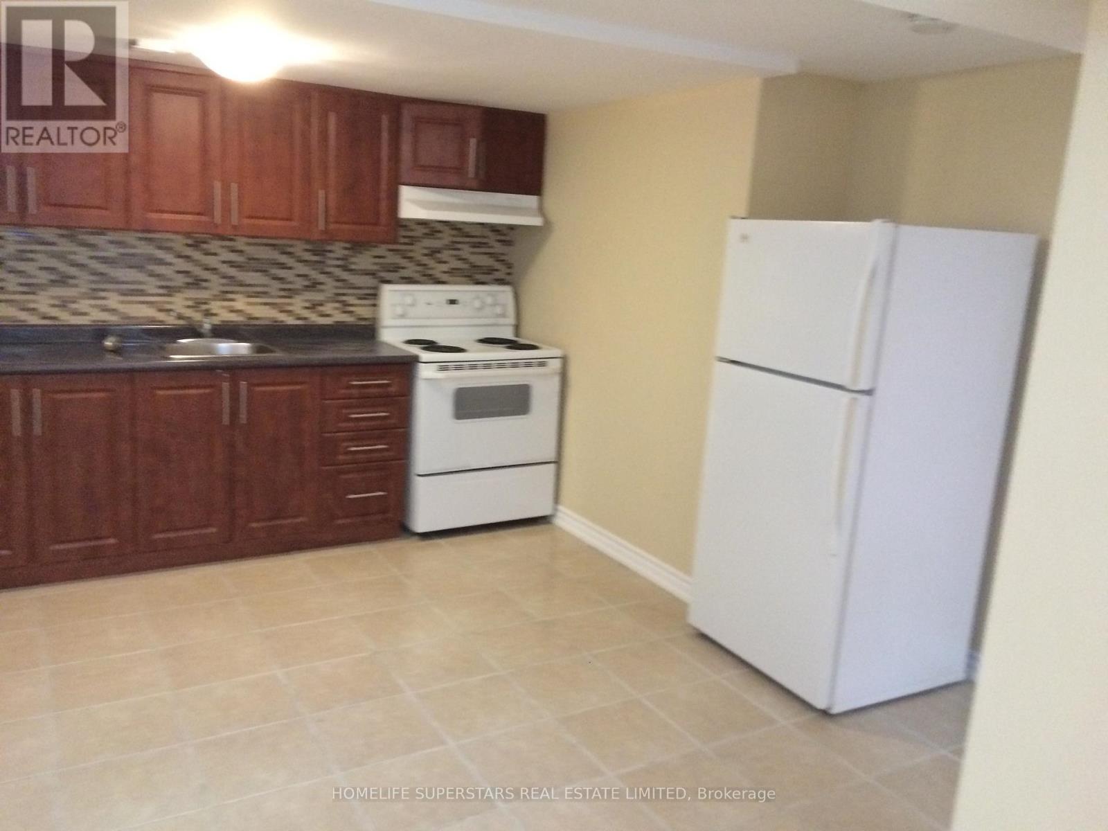 14 Dorward Drive, Toronto (Mount Olive-Silverstone-Jamestown), Ontario  M9V 2J5 - Photo 24 - W12858650