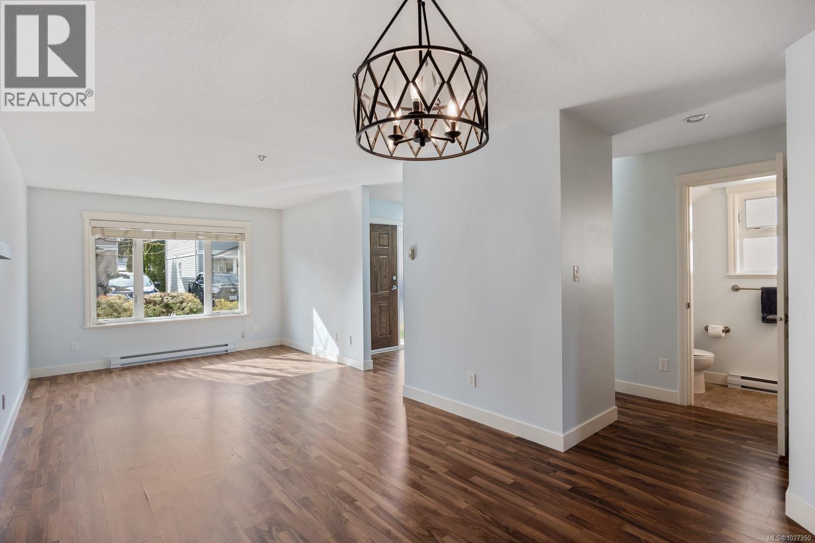 110 1500 Cumberland Rd, Courtenay, British Columbia  V9N 2E9 - Photo 2 - 1027350