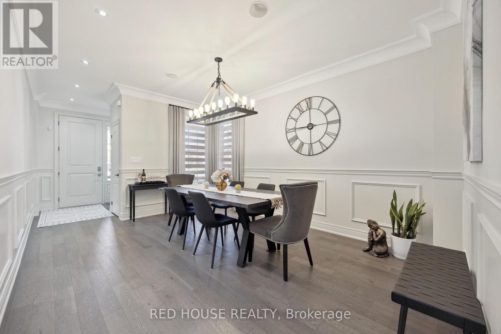 74 Mcdonnell Crescent, Bradford West Gwillimbury (Bradford), Ontario  L3Z 0S7 - Photo 6 - N12684044