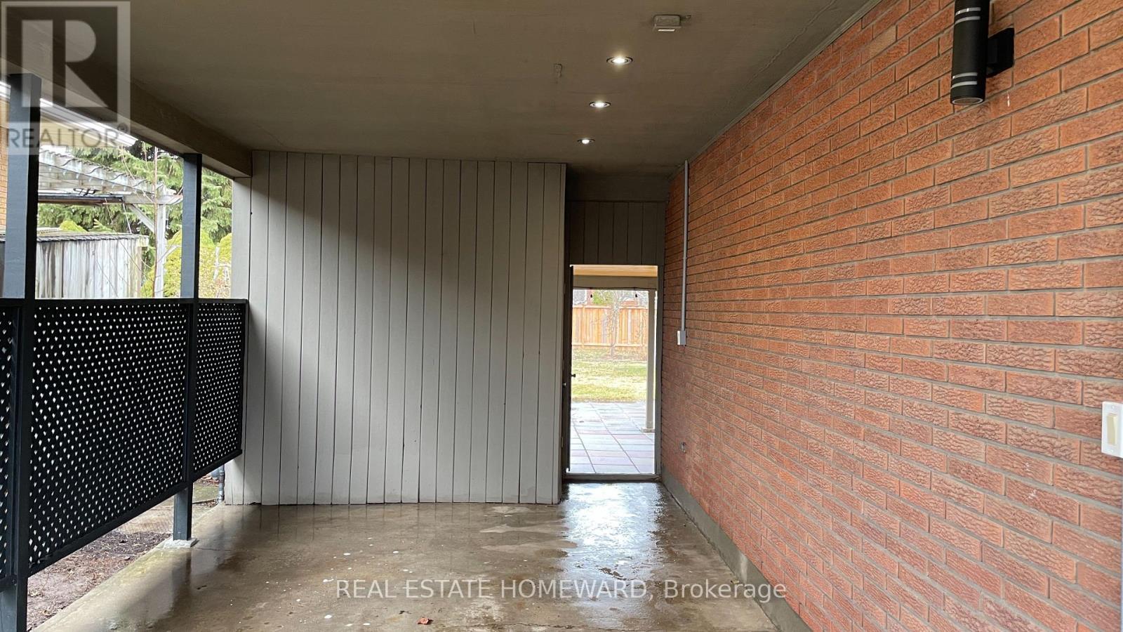 33 Strathcona Drive, St. Catharines, Ontario  L2M 2A8 - Photo 30 - X12853562