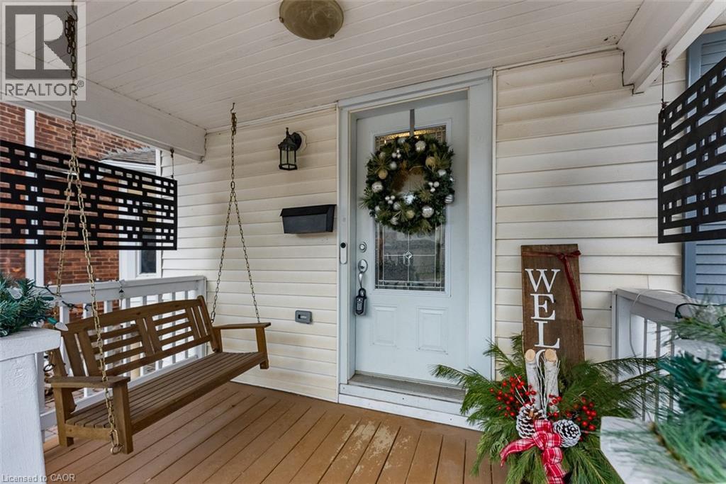 91 Welland Avenue, St. Catharines, Ontario  L2R 2N2 - Photo 3 - 40798915