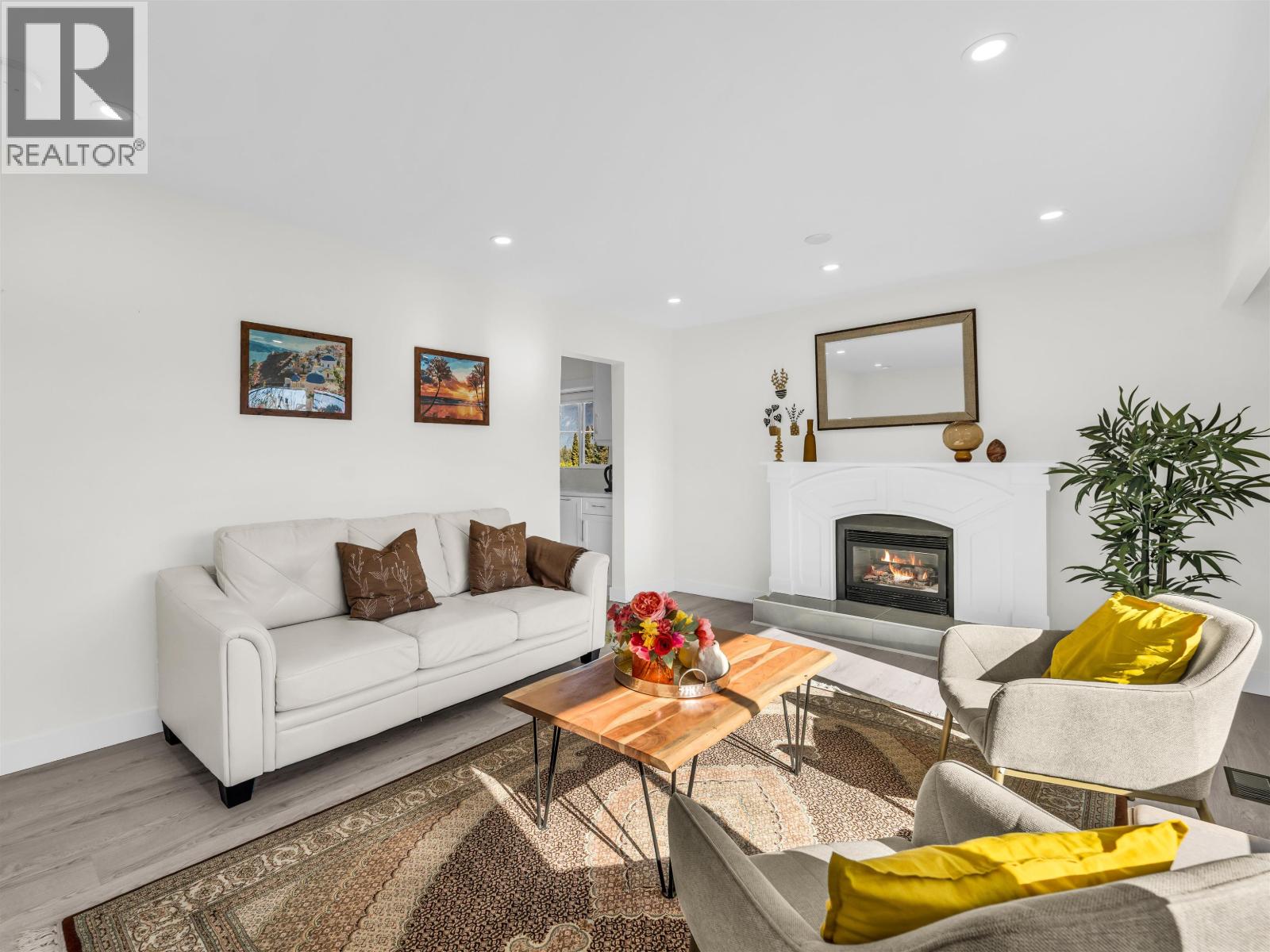 4254 Caddy Road, North Vancouver, British Columbia  V7G 1B7 - Photo 11 - R3095719