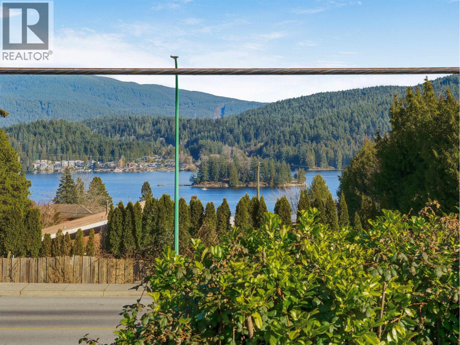 4254 CADDY ROAD, north vancouver, British Columbia