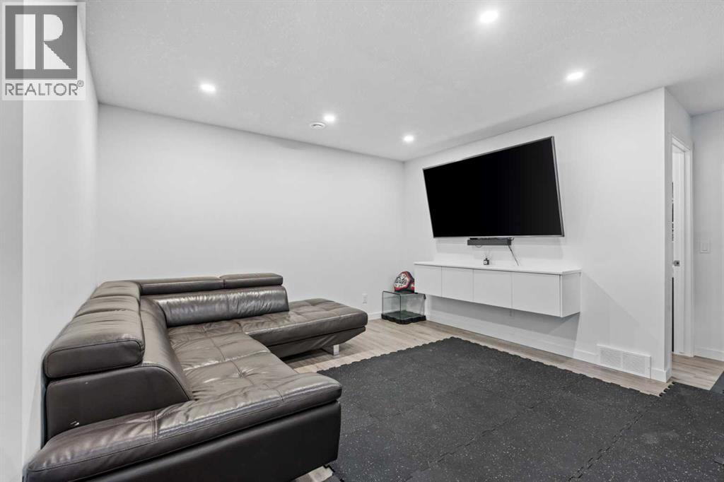 178 Sage Bluff Drive Nw, Calgary, Alberta  T3R 1W2 - Photo 34 - A2284057