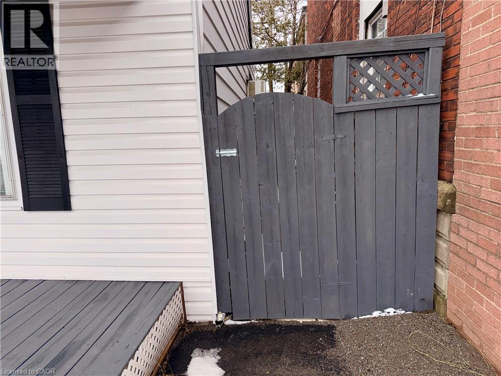 484 East Main Street, Welland, Ontario  L3B 3X6 - Photo 3 - 40807062