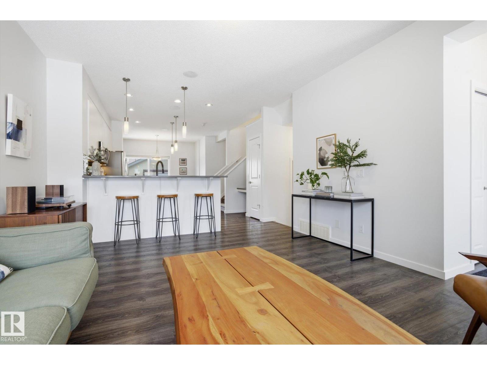 347 Desrochers Bv Sw, Edmonton, Alberta  T6W 3J2 - Photo 8 - E4475858