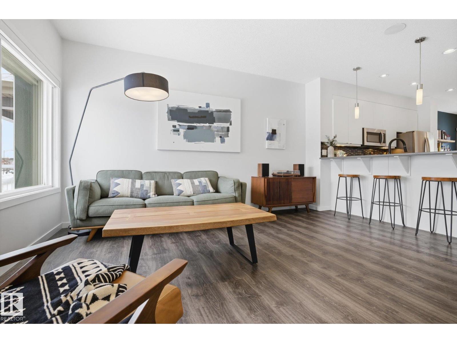 347 Desrochers Bv Sw, Edmonton, Alberta  T6W 3J2 - Photo 7 - E4475858