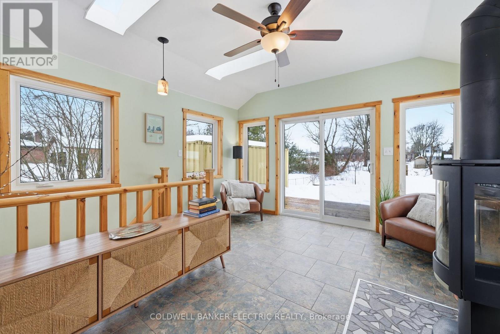 607 Armour Road, Peterborough, Ontario  K9H 1Z3 - Photo 23 - X12858738