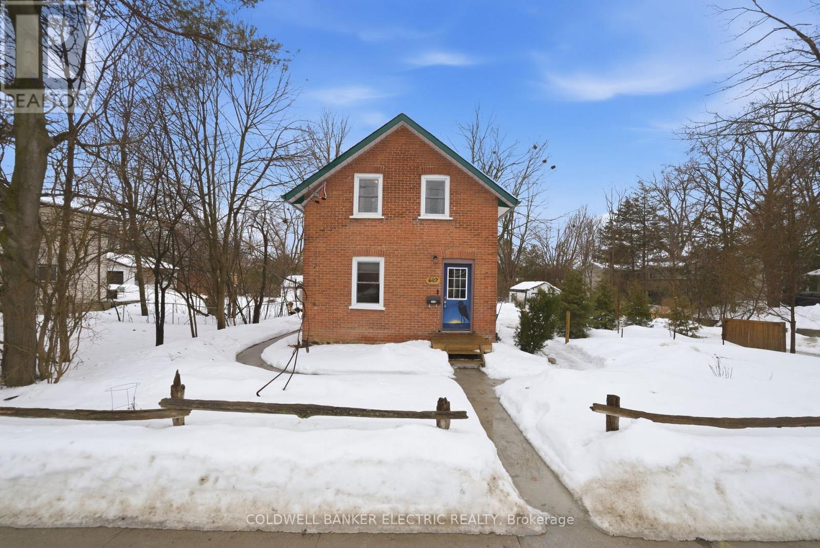 607 Armour Road, Peterborough, Ontario  K9H 1Z3 - Photo 3 - X12858738