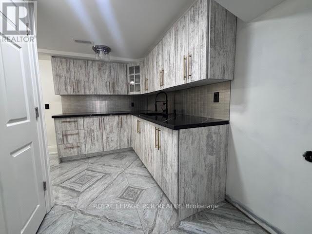 134 Queen Street N, Caledon (Bolton West), Ontario  L7E 2M7 - Photo 10 - W12858328