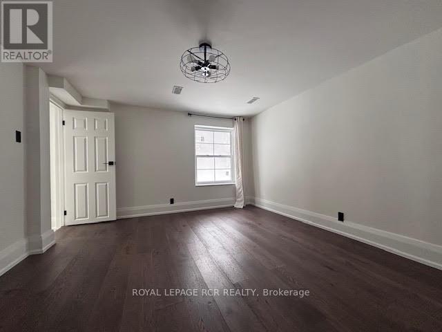 134 Queen Street N, Caledon (Bolton West), Ontario  L7E 2M7 - Photo 5 - W12858328