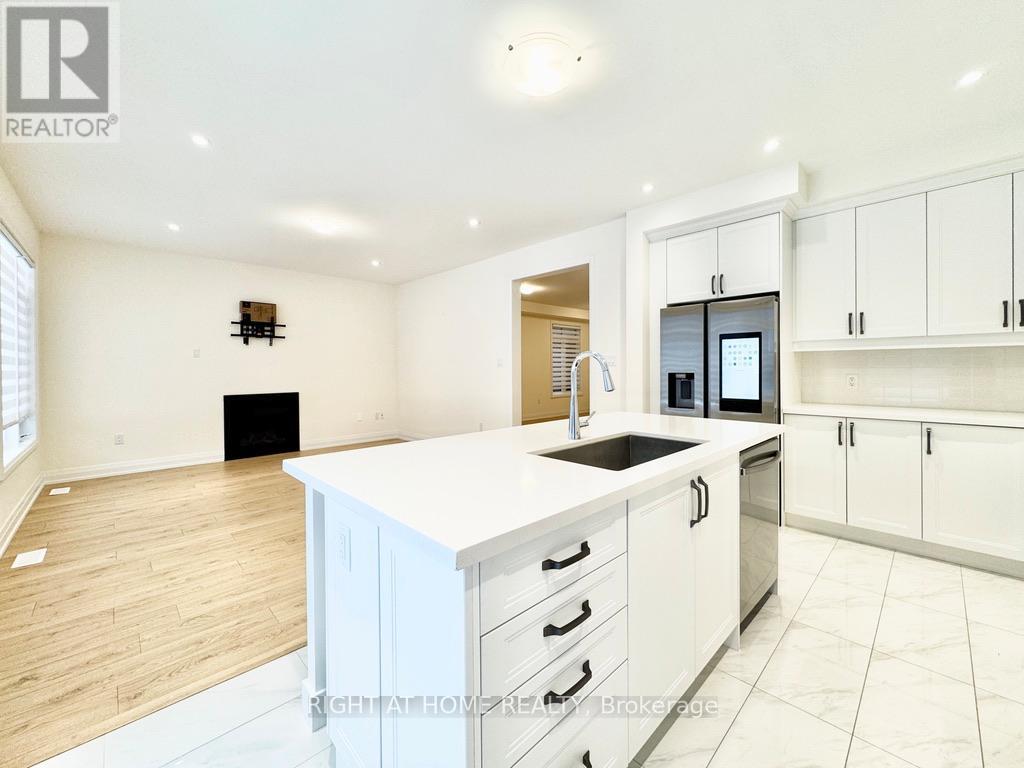 21 Calypso Avenue, Springwater, Ontario  L9X 2E3 - Photo 4 - S12858728