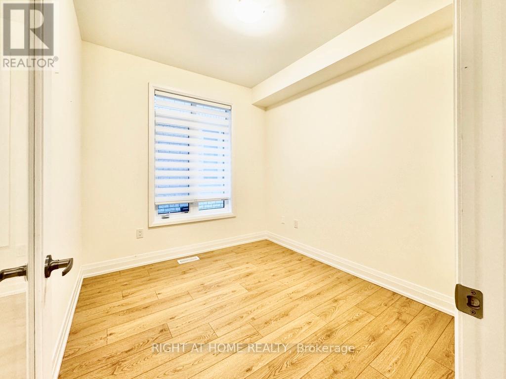 21 Calypso Avenue, Springwater, Ontario  L9X 2E3 - Photo 8 - S12858728