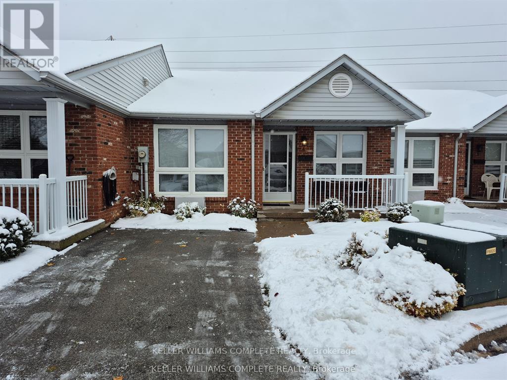 4 - 226 Vansickle Road, St. Catharines, Ontario L2S 2S7 - Photo 3 - X12826774
