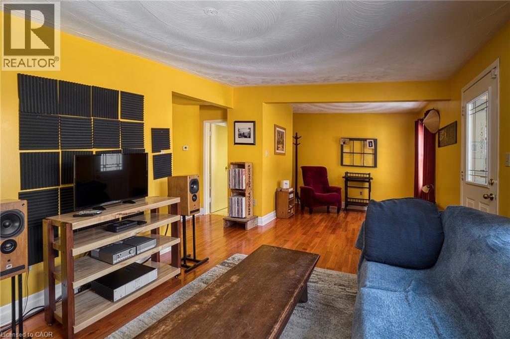 30 Williams Street, New Hamburg, Ontario  N3A 2C4 - Photo 8 - 40805110