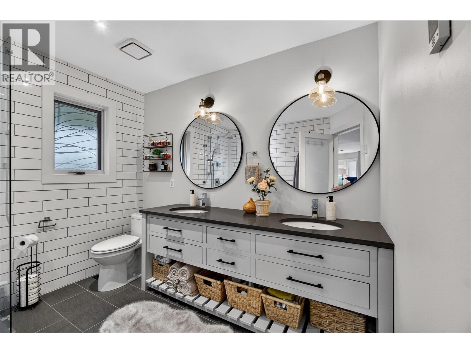 2829 Marine Drive, Blind Bay, British Columbia  V0E 1H1 - Photo 45 - 10377310