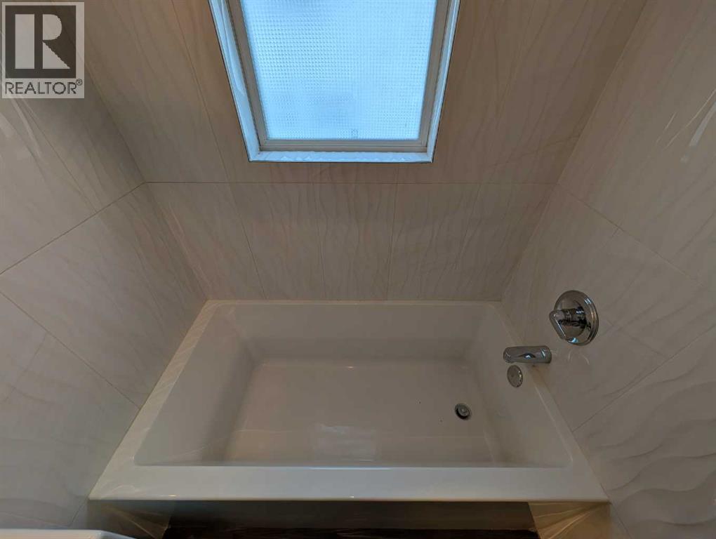 60 6 Street Sw, Medicine Hat, Alberta T1A 4H8 - Photo 23 - A2290698