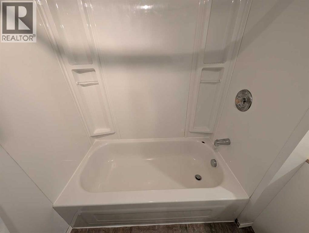 60 6 Street Sw, Medicine Hat, Alberta T1A 4H8 - Photo 42 - A2290698