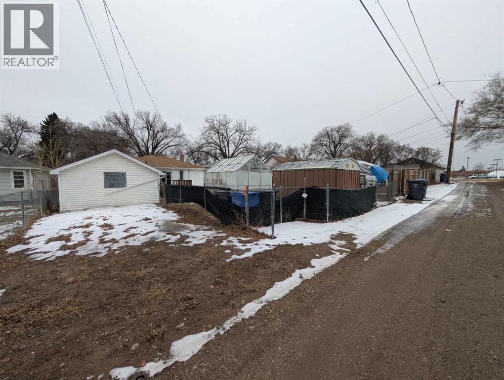 60 6 Street Sw, Medicine Hat, Alberta T1A 4H8 - Photo 46 - A2290698