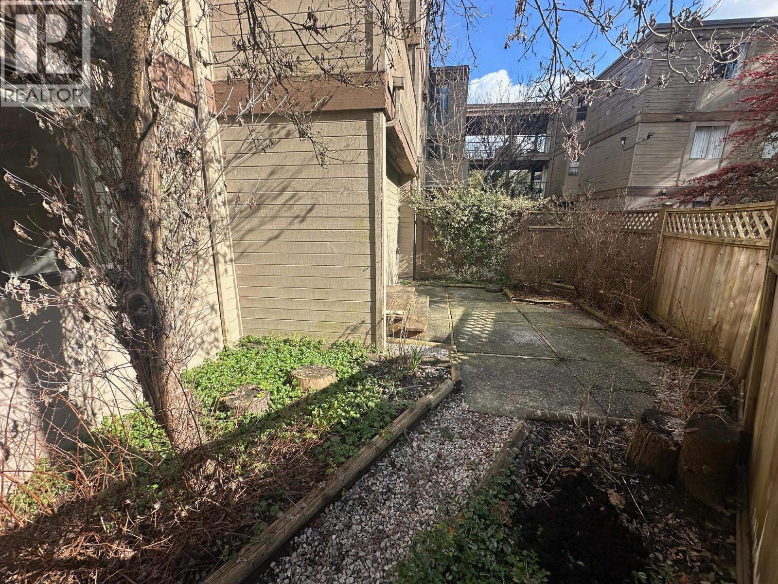 102 9143 Saturna Drive, Burnaby, British Columbia  V3J 7K1 - Photo 4 - R3088749