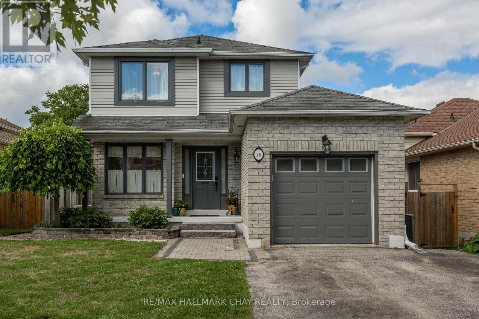 18 GOSNEY CRESCENT, barrie (painswick north), Ontario