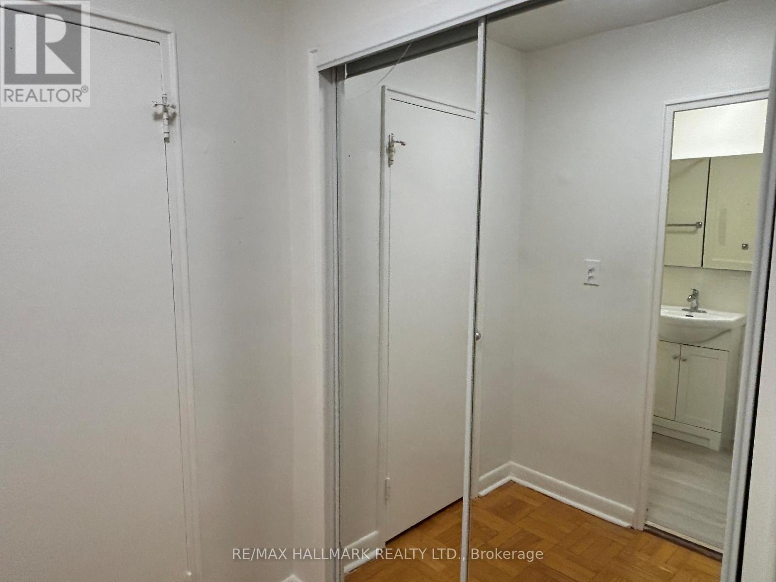 407 - 134 Lawton Boulevard, Toronto, Ontario  M4V 2A4 - Photo 6 - C12857574