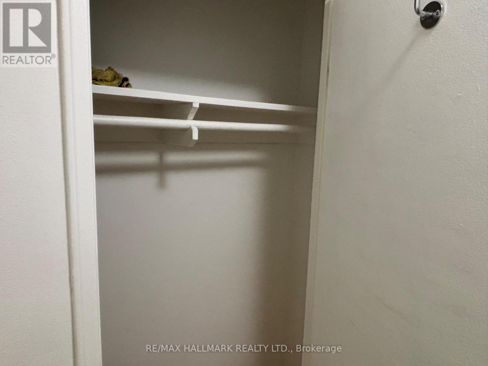 407 - 134 Lawton Boulevard, Toronto, Ontario  M4V 2A4 - Photo 7 - C12857574