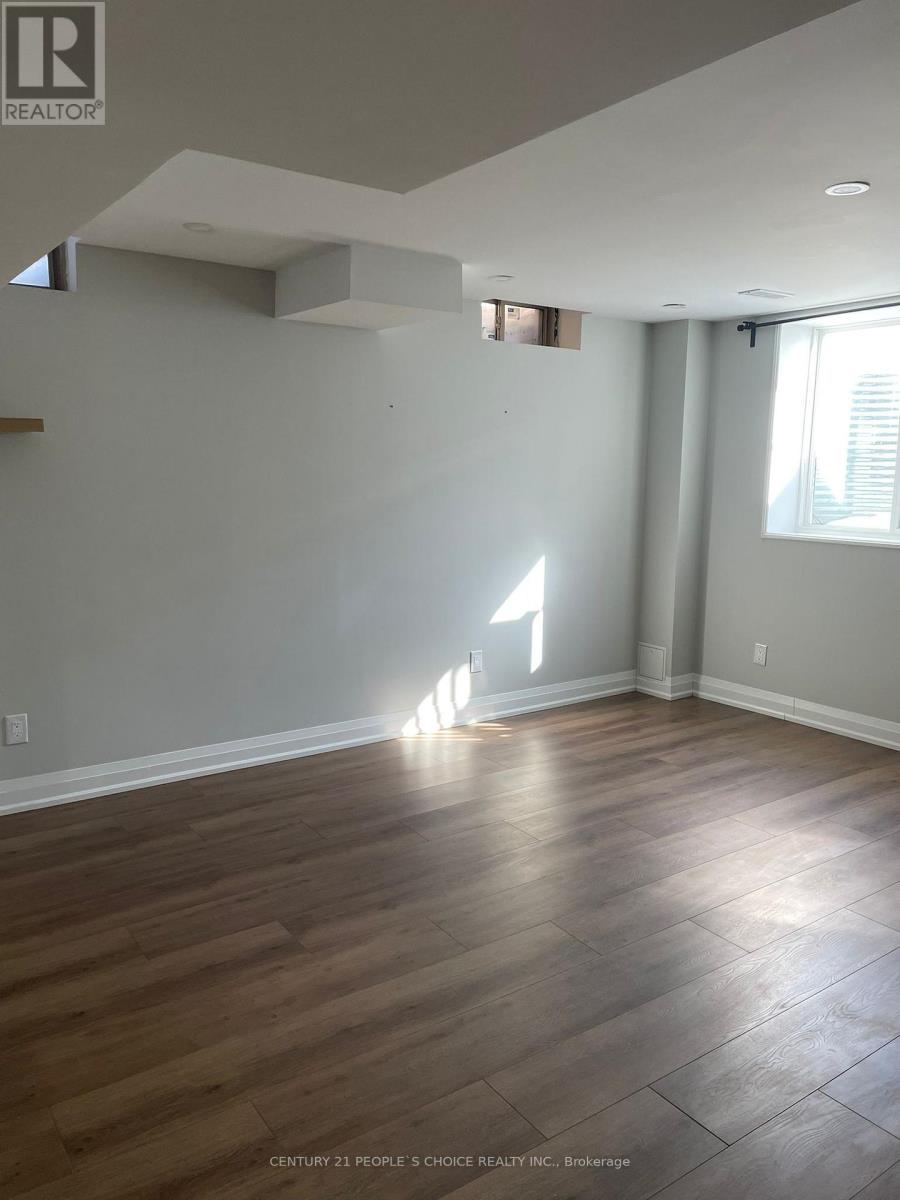 14 Copperhill Heights, Barrie (Painswick South), Ontario  L9L 0L1 - Photo 12 - S12802892