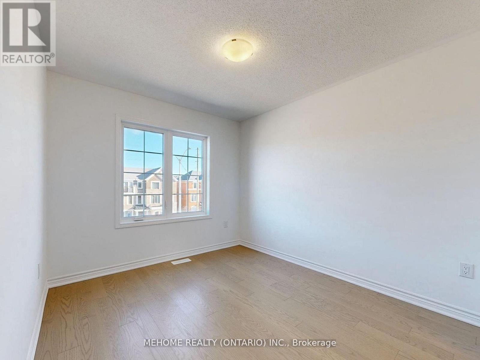 1371 William Halton Parkway, Oakville, Ontario  L6M 5N9 - Photo 28 - W12858630