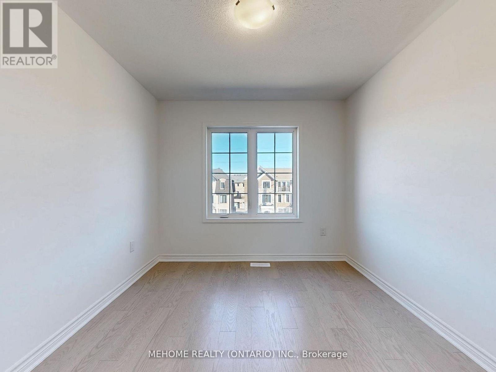 1371 William Halton Parkway, Oakville, Ontario  L6M 5N9 - Photo 29 - W12858630