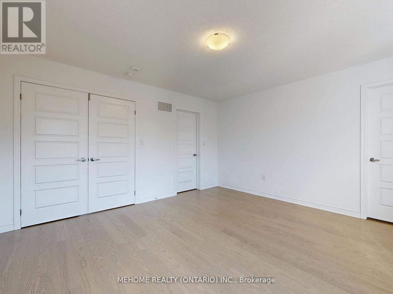 1371 William Halton Parkway, Oakville, Ontario  L6M 5N9 - Photo 23 - W12858630