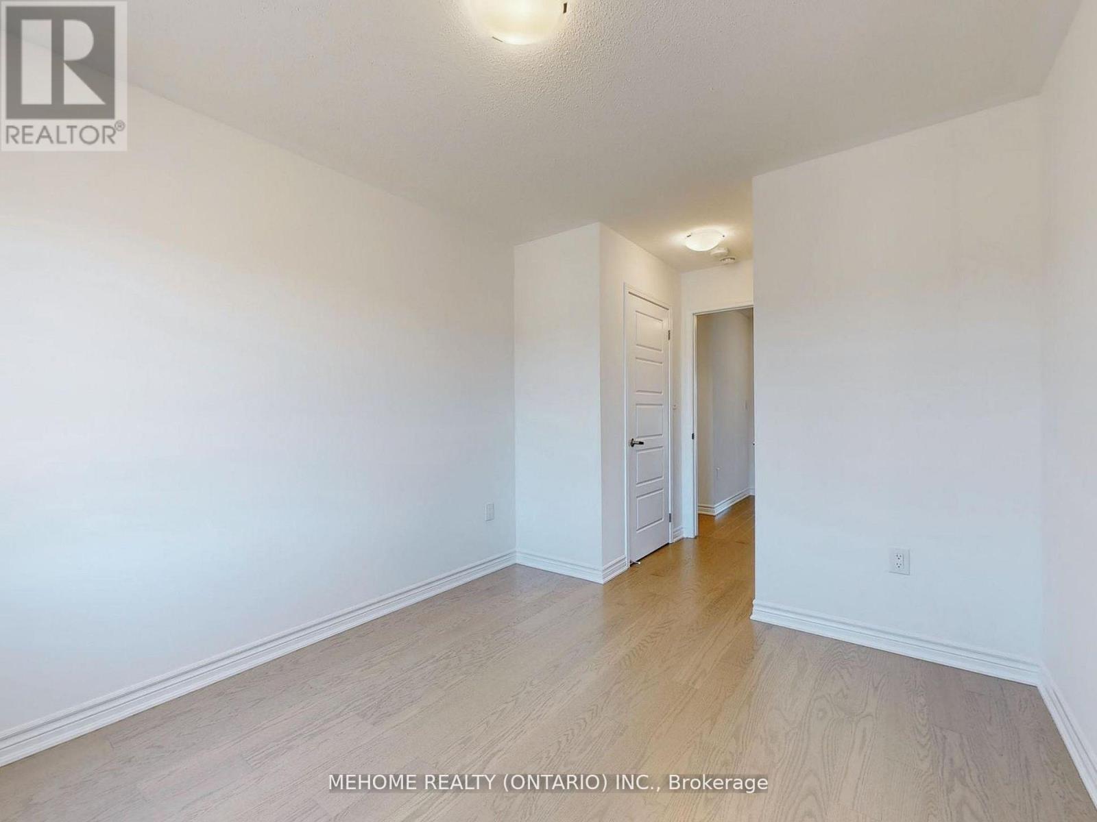 1371 William Halton Parkway, Oakville, Ontario  L6M 5N9 - Photo 32 - W12858630