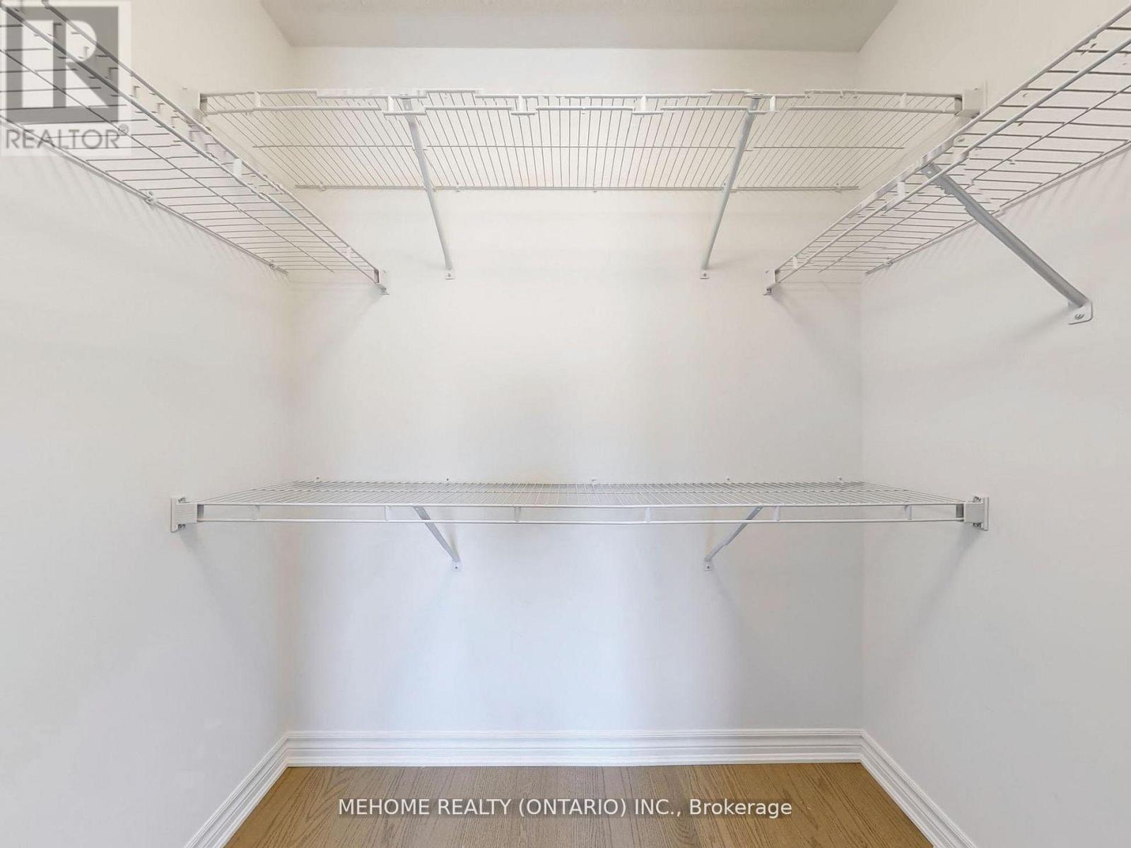 1371 William Halton Parkway, Oakville, Ontario  L6M 5N9 - Photo 38 - W12858630