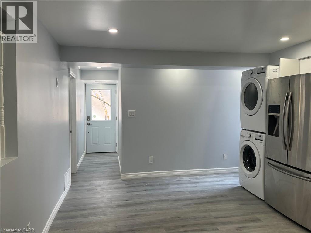 58 Pathfinder Crescent Unit# Lower Level, Kitchener, Ontario  N2P 1S6 - Photo 2 - 40809414