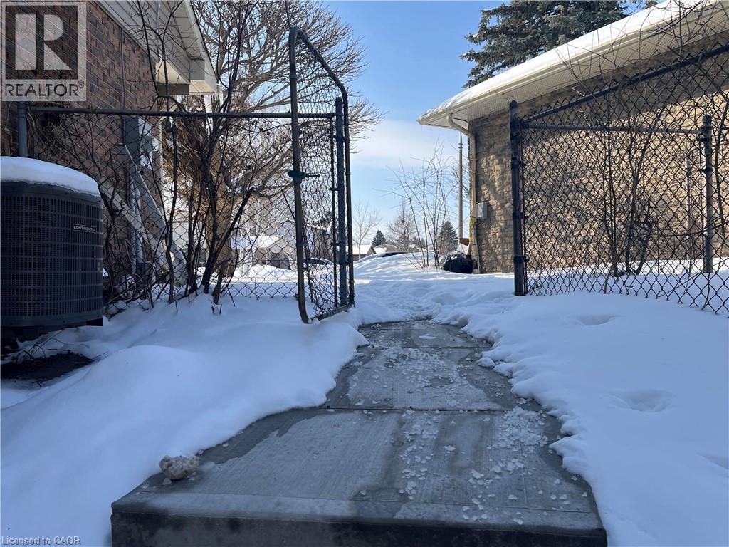 58 Pathfinder Crescent Unit# Lower Level, Kitchener, Ontario  N2P 1S6 - Photo 22 - 40809414